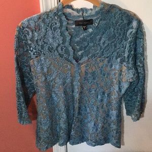 Gorgeous teal lace top fully lined in bodice NWOT